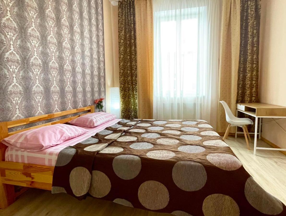 Крехівська 5,Апартаменти В Центрі, Дві Спальні 리비프 외부 사진