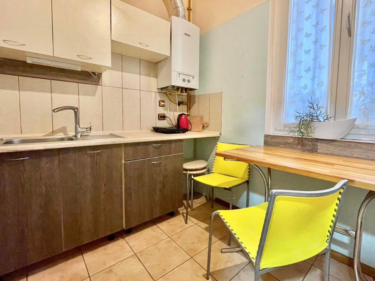 Крехівська 5,Апартаменти В Центрі, Дві Спальні 리비프 외부 사진